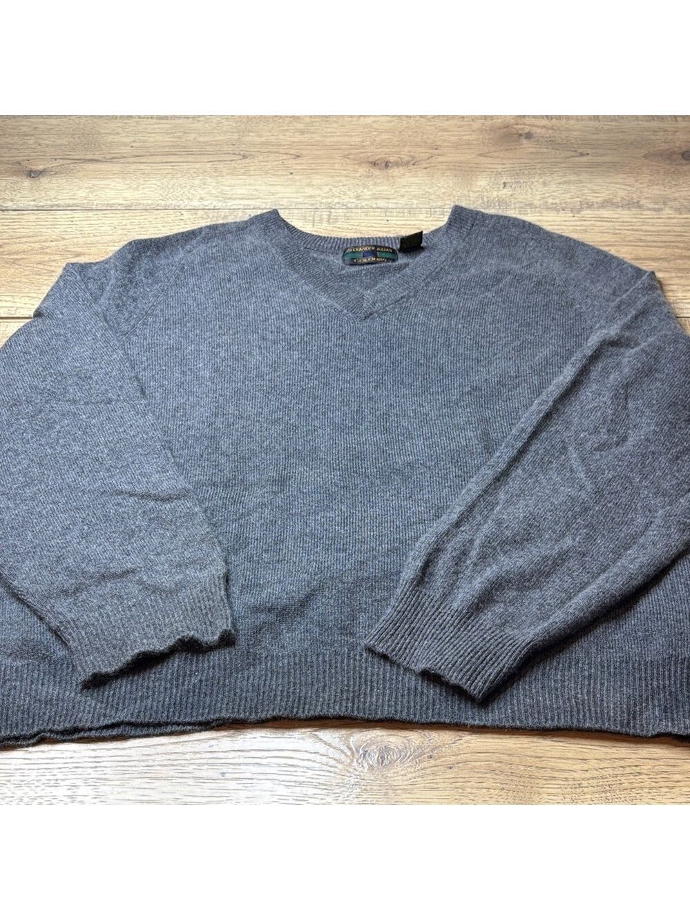 Alexander Julian Charcoal V-Neck Sweater 100% Cashmere Size XL